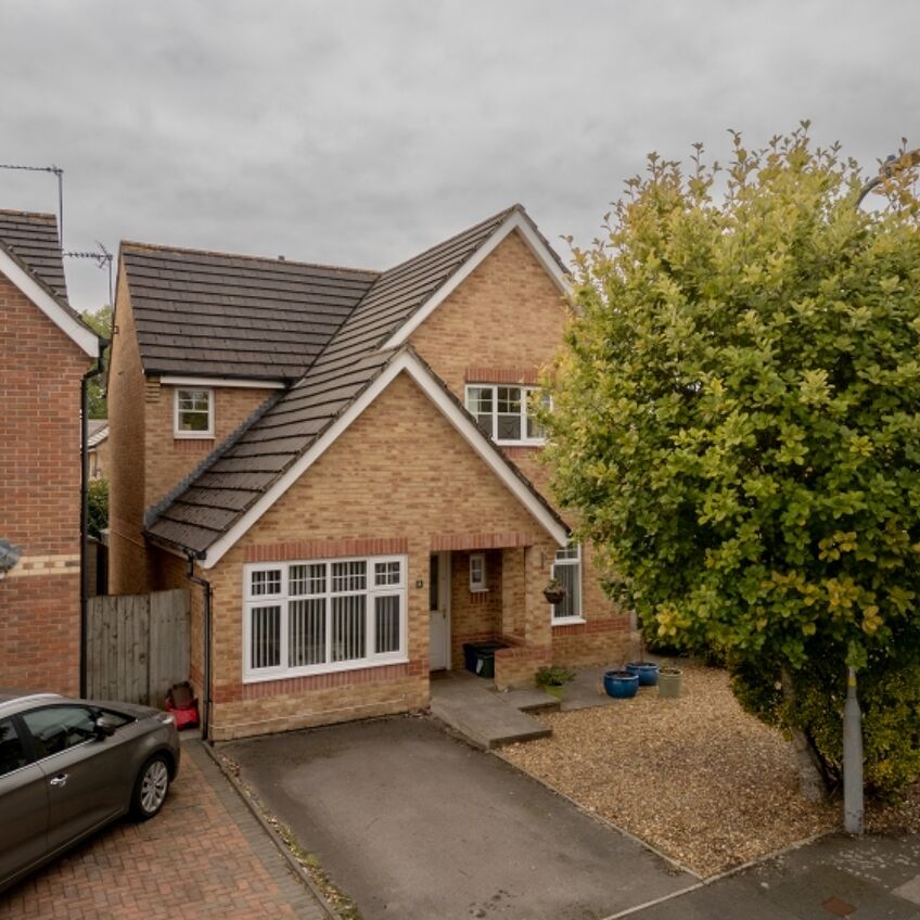 Edney View. For sale with Clarke & Partners estate agent.